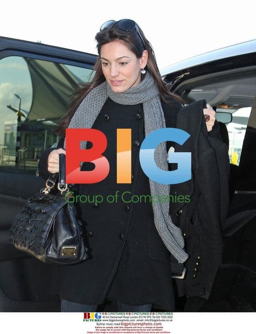 Kelly Brook Leaving Home in London