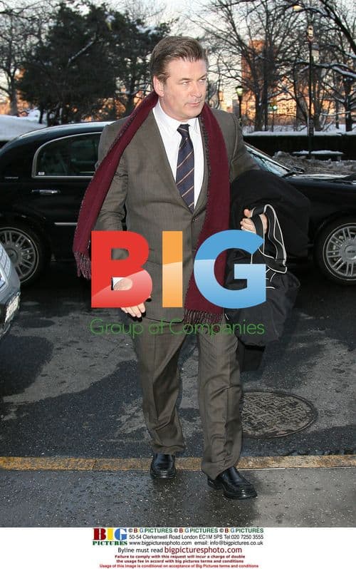 Alec Baldwin Leaves NYC Apartment After Incident