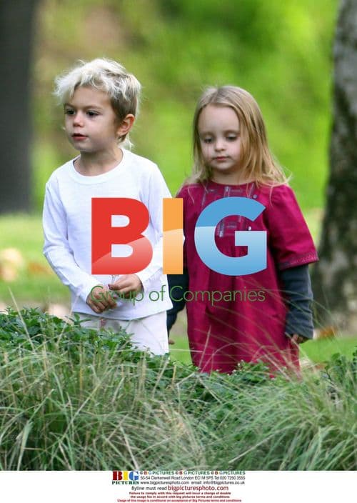 Kingston and Ruby Play in Park