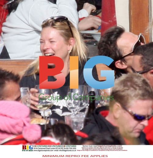 Kate Moss and Jamie Hince ski in France