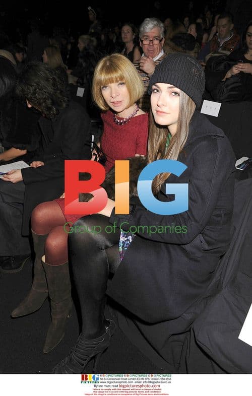 Anna Wintour & Daughter at DVF Fall 2010