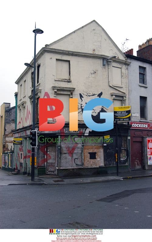 Banksy's Iconic Rat Mural Sold at Auction