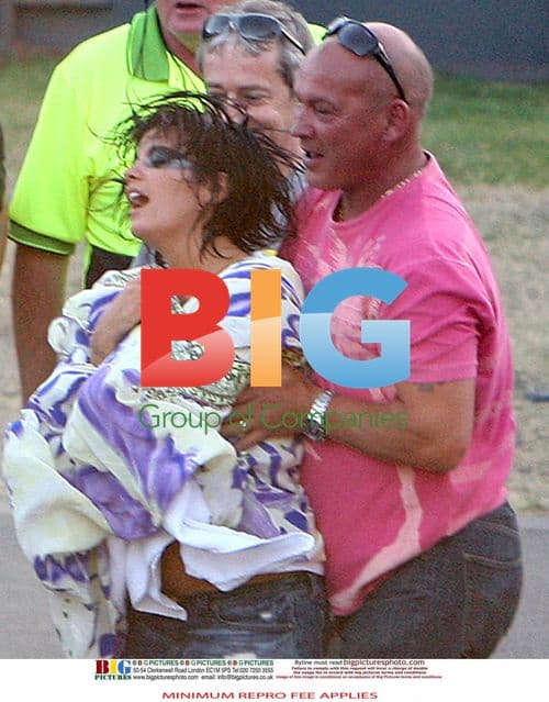 Lily Allen Takes a Tumble at Big Day Out Festival