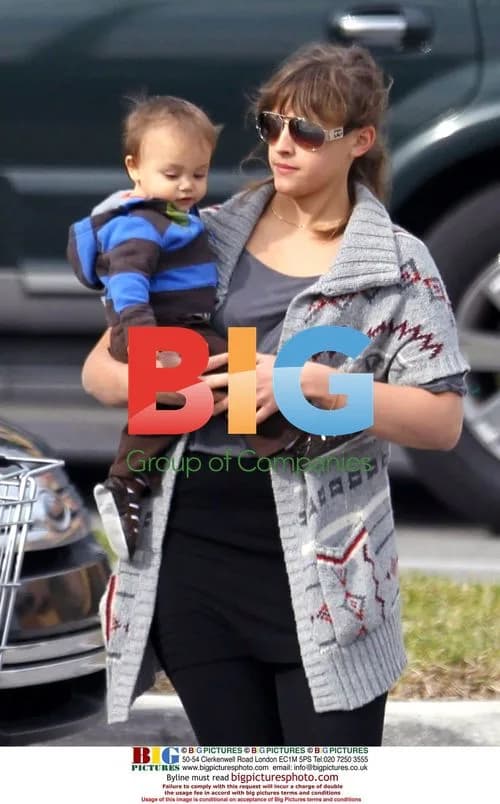 Elin Nordegren and Tiger Woods' Nanny Shopping