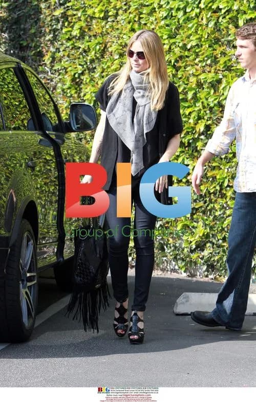 Heidi Klum Heading Into Studio in LA