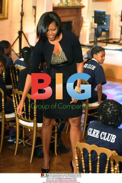 Michelle Obama Hosts Glee Club at White House
