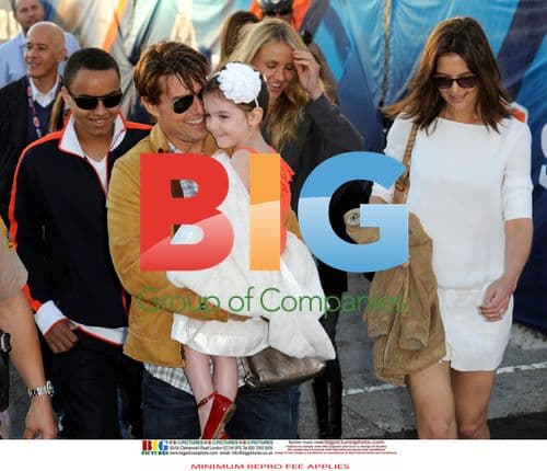 Tom Cruise and Family at Super Bowl XLIV
