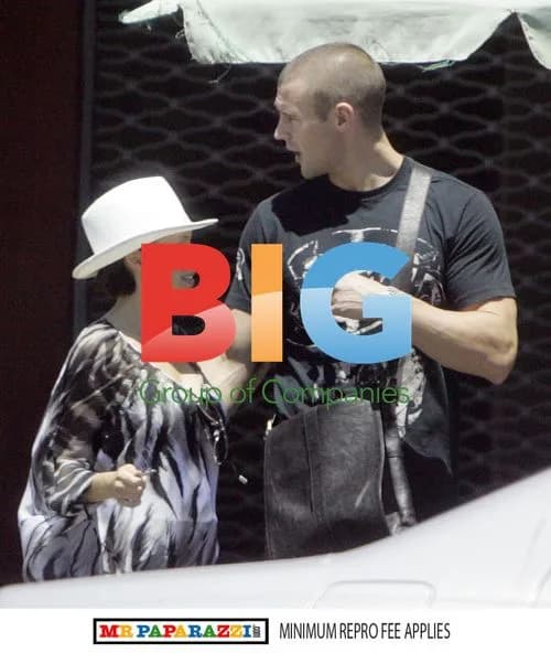 Dannii Minogue and Chris Smith on Babymoon in Cape Town