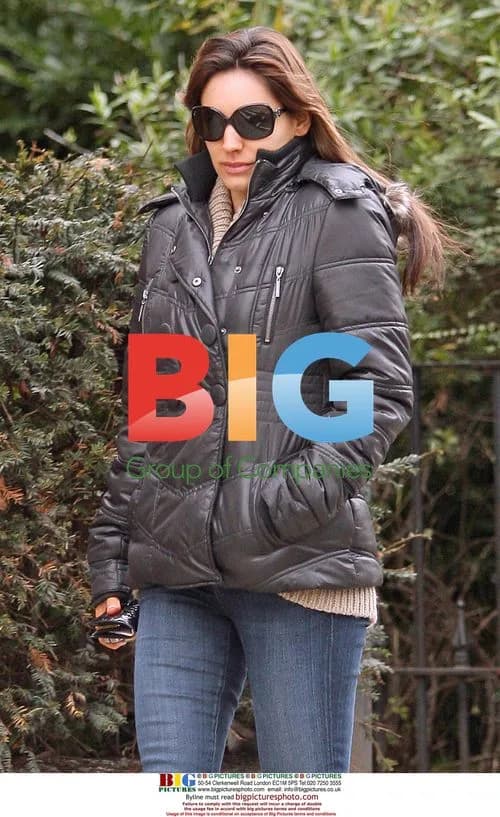 Kelly Brook at ECO Dry Cleaners