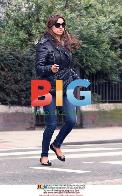 Kelly Brook at ECO Dry Cleaners