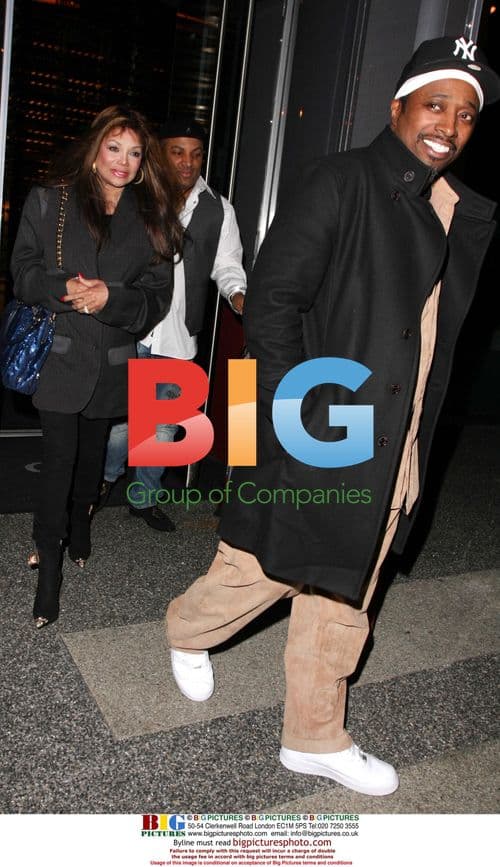 Latoya Jackson and Eddie Griffin leaving Boa Steakhouse