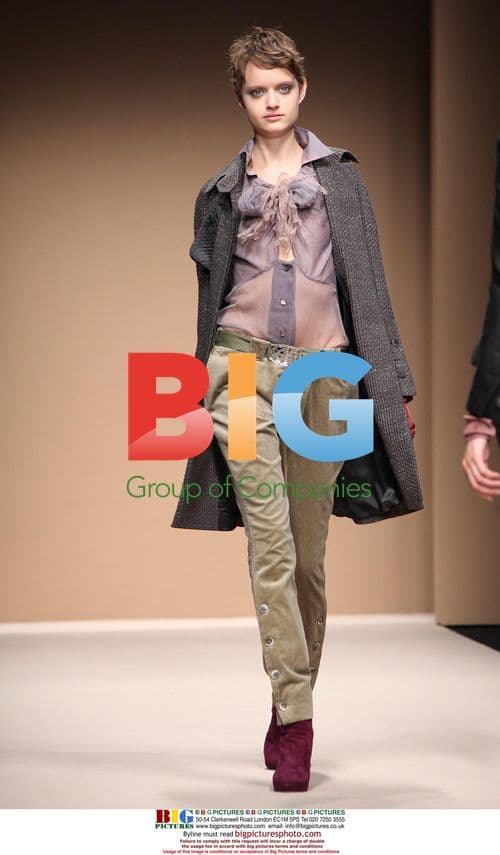 Milan Fashion Week 2010/11 Haute Show