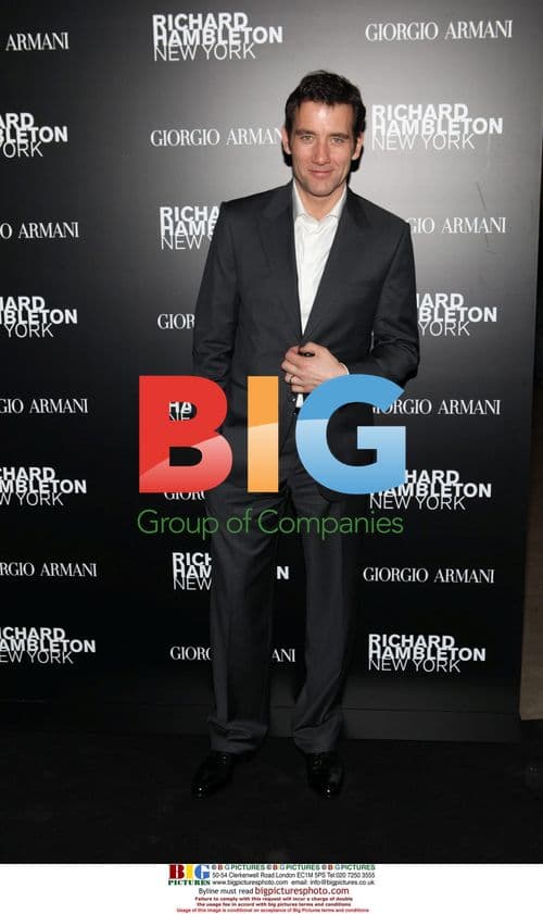 Clive Owen at Richard Hambleton Exhibition