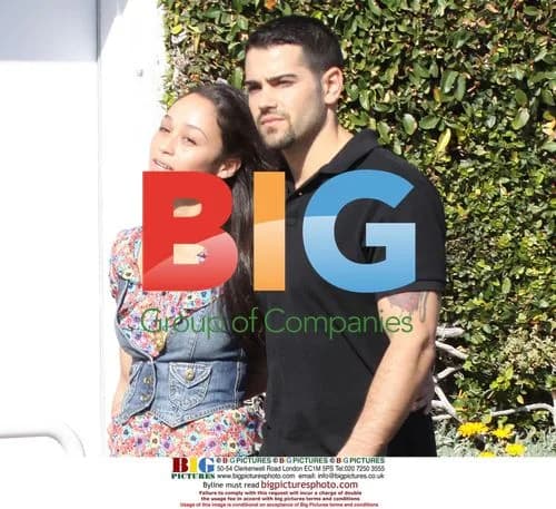 Jesse Metcalfe with Girlfriend in Hollywood
