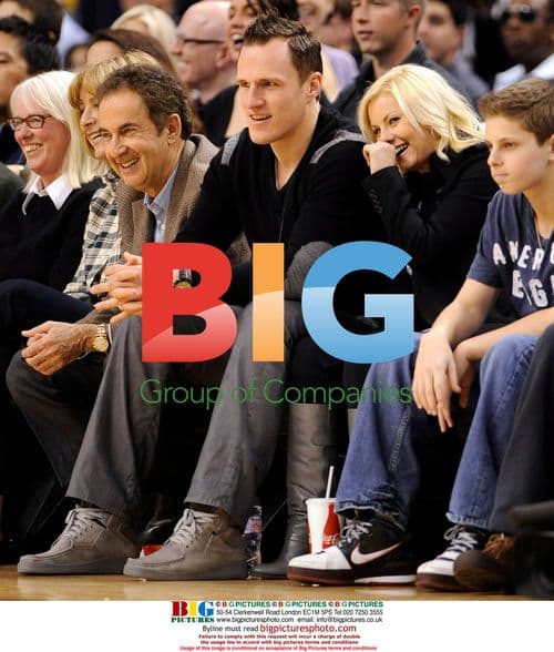 Elisha Cuthbert & Dion Phaneuf at Raptors Game