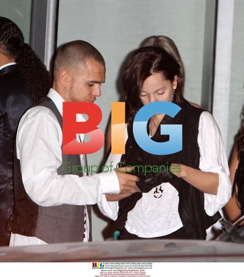 Mena Suvari & Simone Sestito in Miami