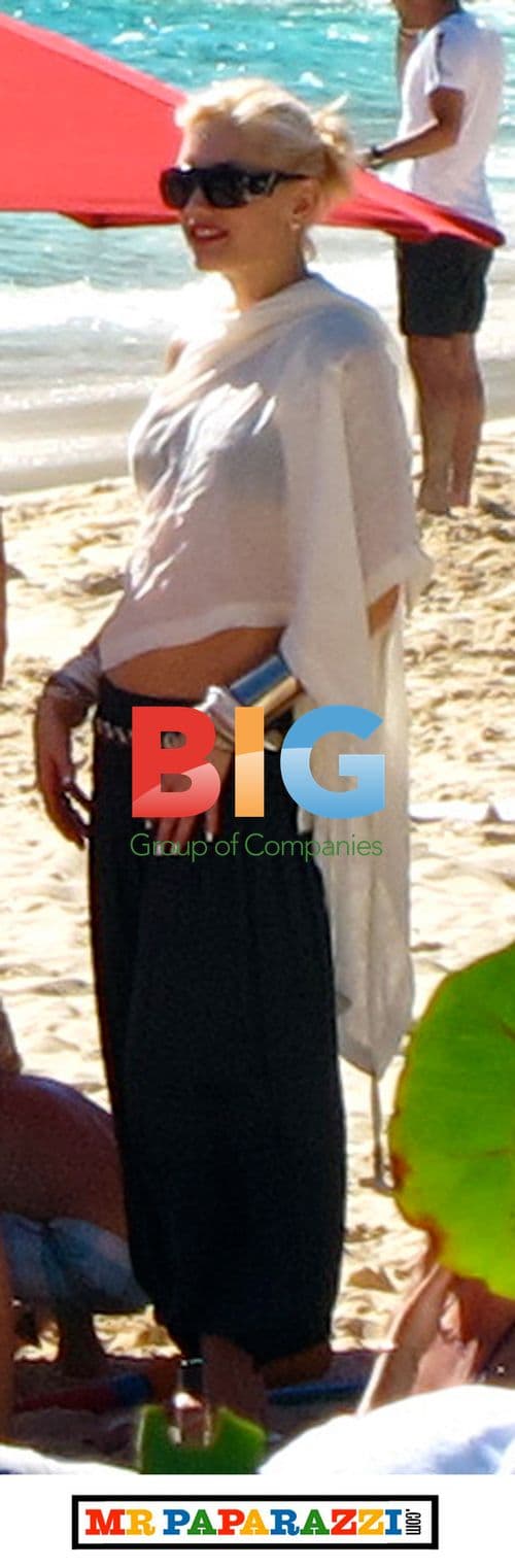 Gwen Stefani and Gavin Rossdale at Gouverneur Beach in St Barth