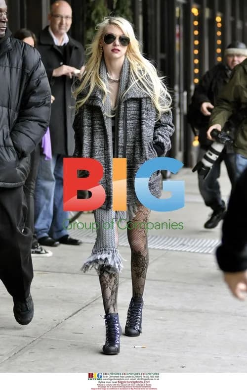 Taylor Momsen on 'Gossip Girl' Set
