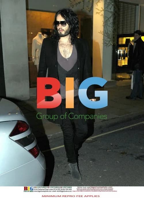 Russell Brand Shopping at Cartier