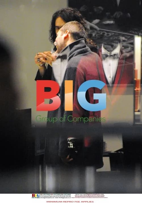 Russell Brand Shopping for Ring