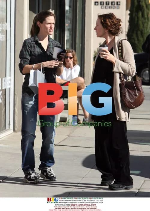Jennifer Garner Casual Outing