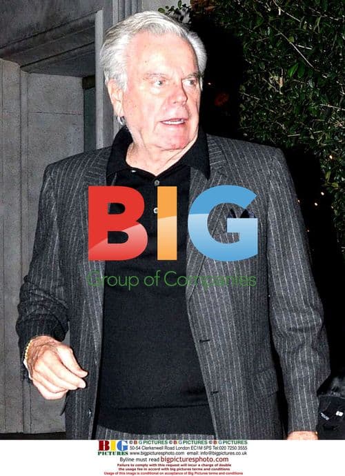 Robert Wagner Has Dinner at Mr Chow