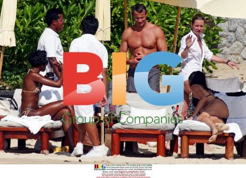 Naomi Campbell and friends on Thai beach