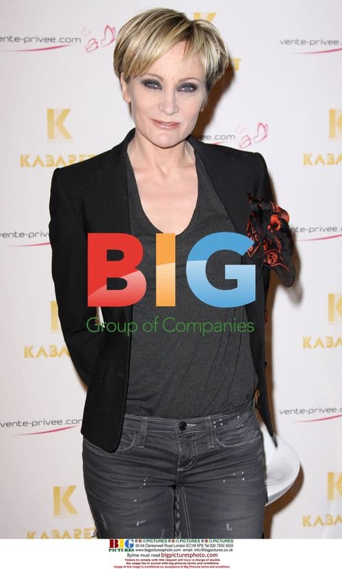 Patricia Kaas Receives Gold Disc