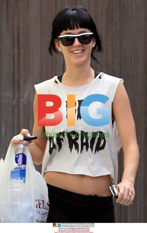 Katy Perry Shopping After Gym Session