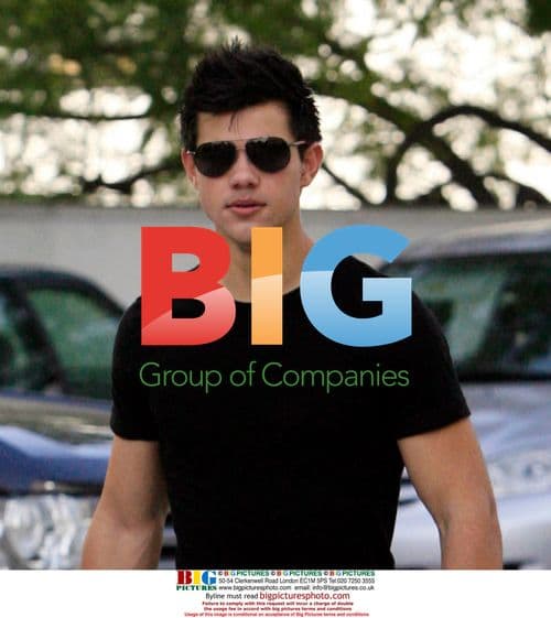 Taylor Lautner Running Errands in West Hollywood