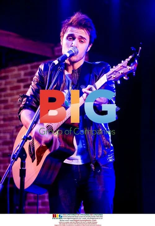 Kris Allen Performs at B.B. Kings Club in Las Vegas