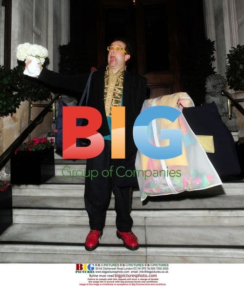 Celebrities at Gary Barlow's Wedding Anniversary