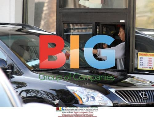 Jack Black Stops at McDonalds