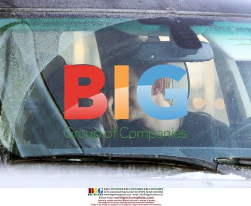 Rachel Bilson at Toronto Airport