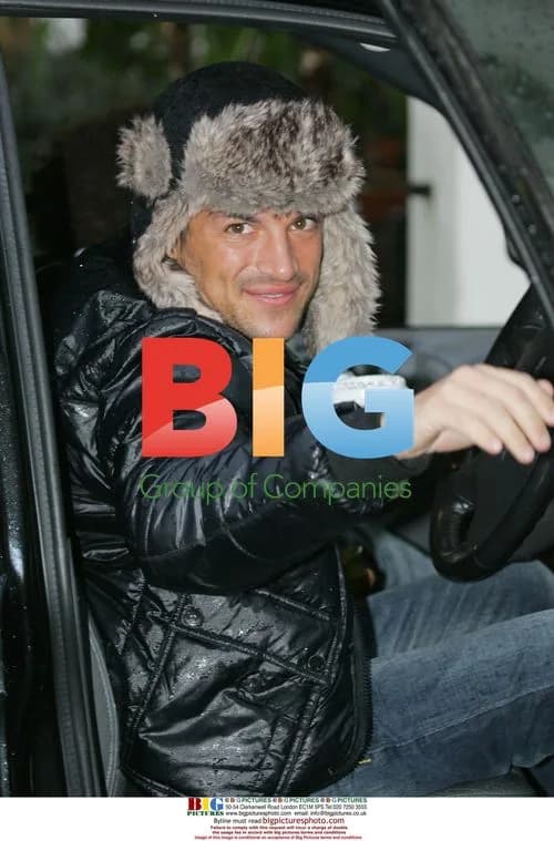 Peter Andre with Kids in Brighton