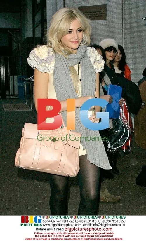 Pixie Lott leaving GMTV Studios