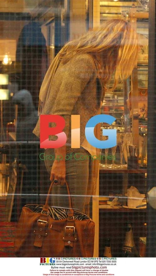 Kate Moss shops in London