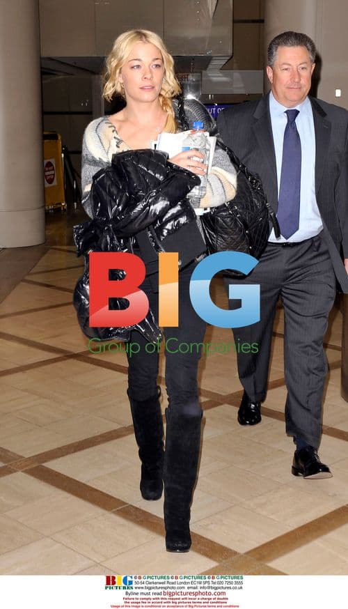 Leann Rimes Arrives at LAX