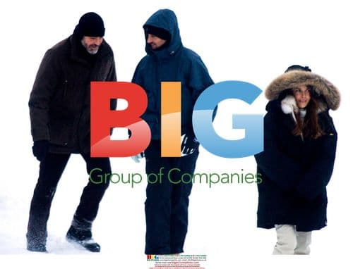 George Clooney and Thekla Reuten on set of "The American"