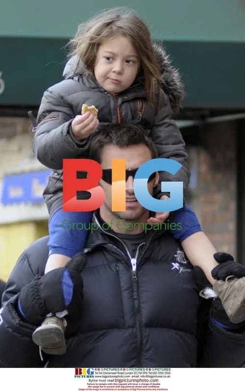 Hugh Jackman Picks Up Daughter Ava in NYC
