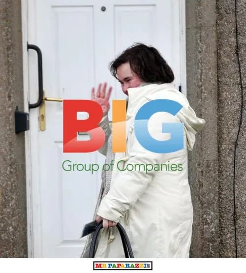 Susan Boyle Gets Sky TV Installed
