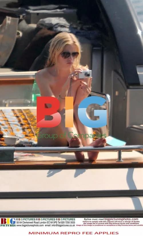 David Walliams and Lara Stone on romantic break in France