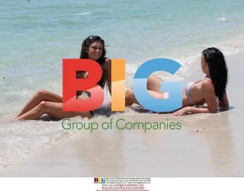 Glamour Models Enjoy Miami Beach