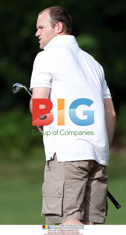 Wayne Rooney Golfing in Barbados