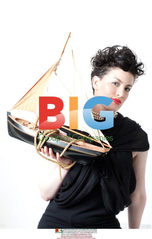 Big Brother 11 Contestant Caoimhe Guilfoyle Studio Shoot