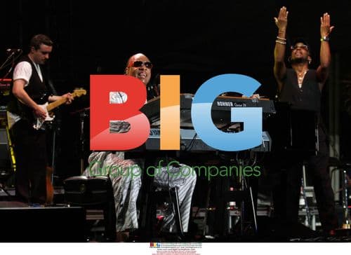 Stevie Wonder Performs in Italy