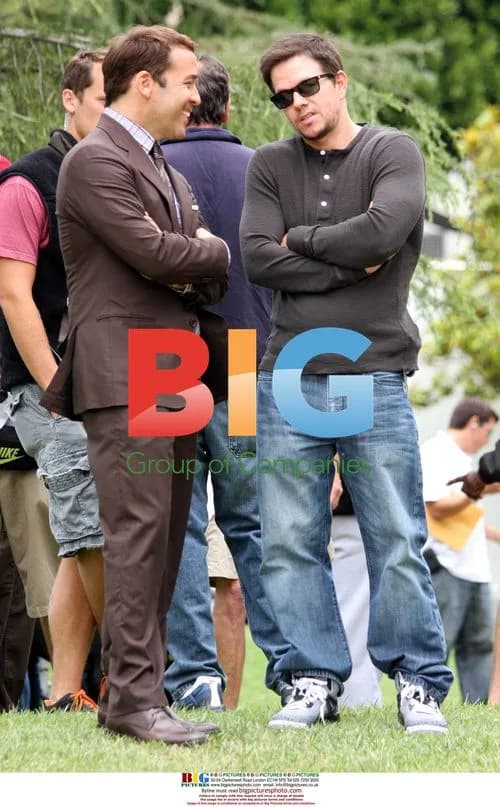 Piven and Wahlberg Filming Entourage
