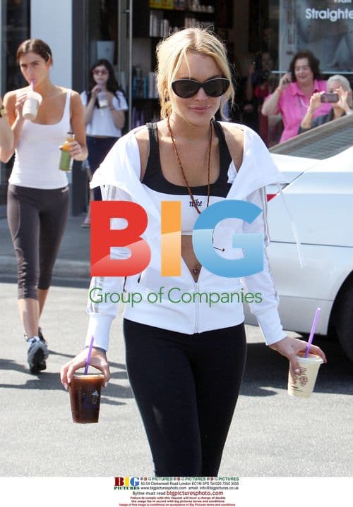 Lindsay Lohan Gets Coffee in LA