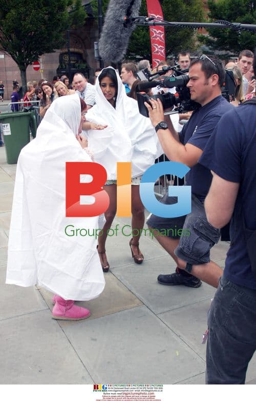 Konnie Huq dresses in sheet for X-Factor filming