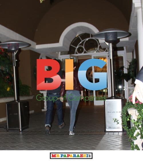 Kristen Stewart leaves Hollywood